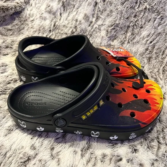 Limited edition KISS CROCS! NWT! Super rare, hard to find. M6/W8 s-l400.jpg main image 2